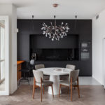 PRS Apartment. Монохромный интерьер с «лестницей в небо»